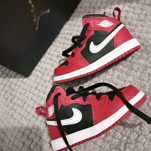 Jordan Kids Red and Black Sneakers